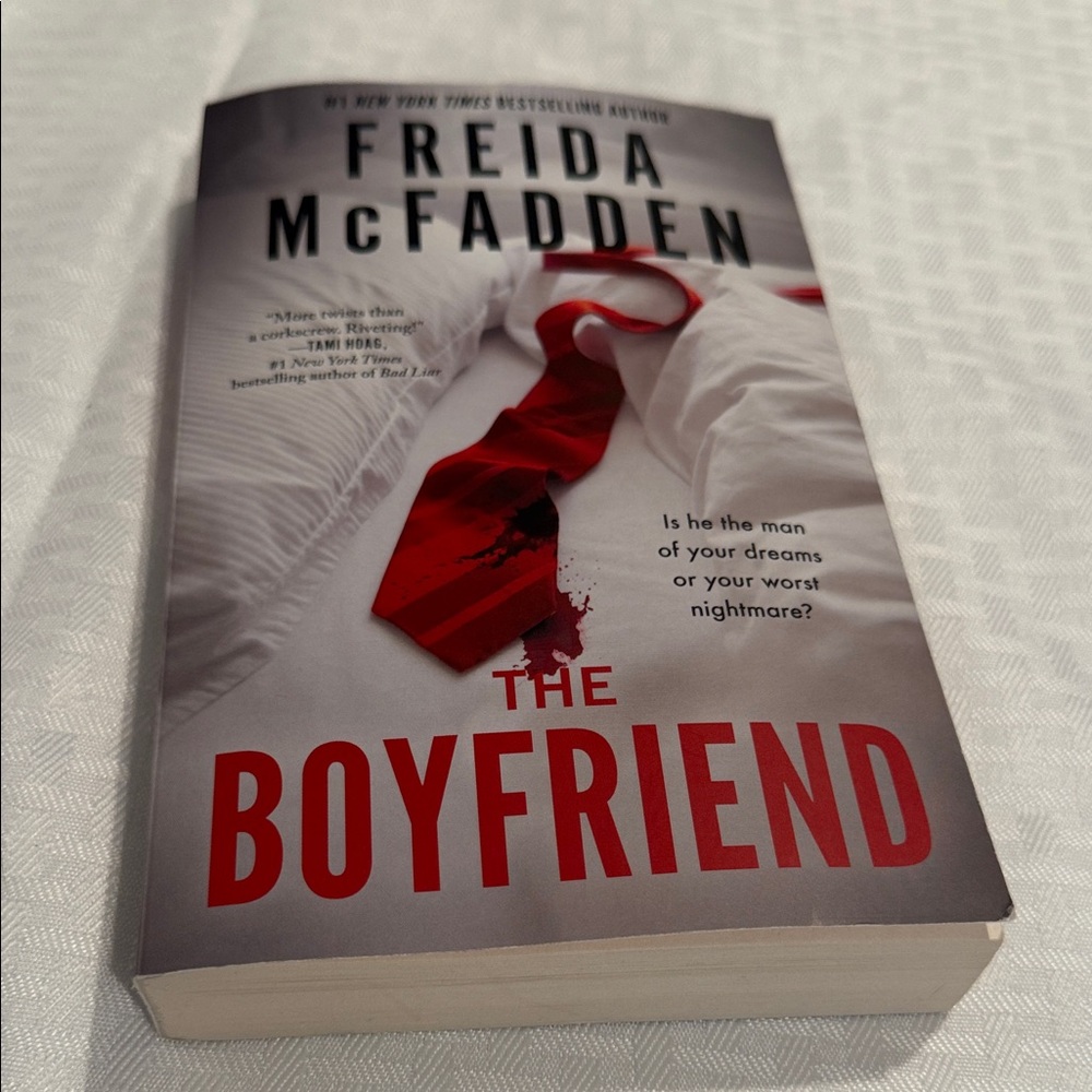 Paperback book. The Boyfriend by Freida McFadden